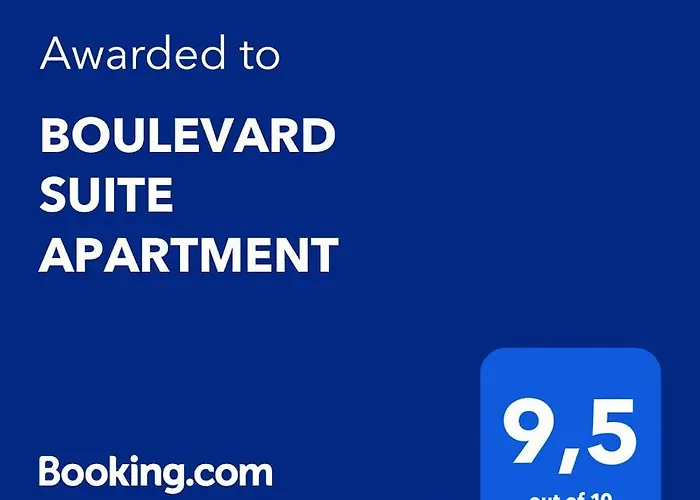 Boulevard By Sweet Apartment